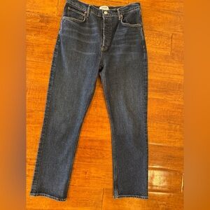 Agolde women’s jeans. Size 29

59% organic cotton, 40% viscose, 1% elastane